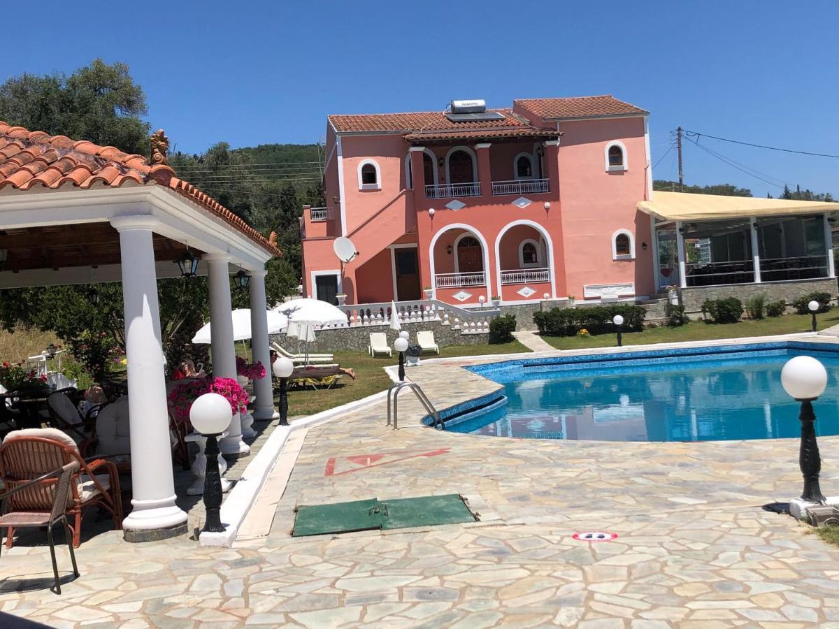 Guest house Regina Nina Vasilatika (Corfu)