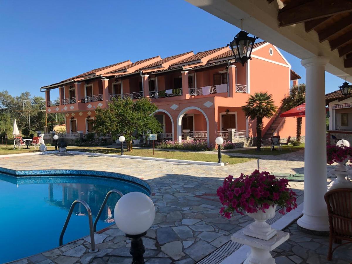 Regina Nina 3* Vasilatika (Corfu)