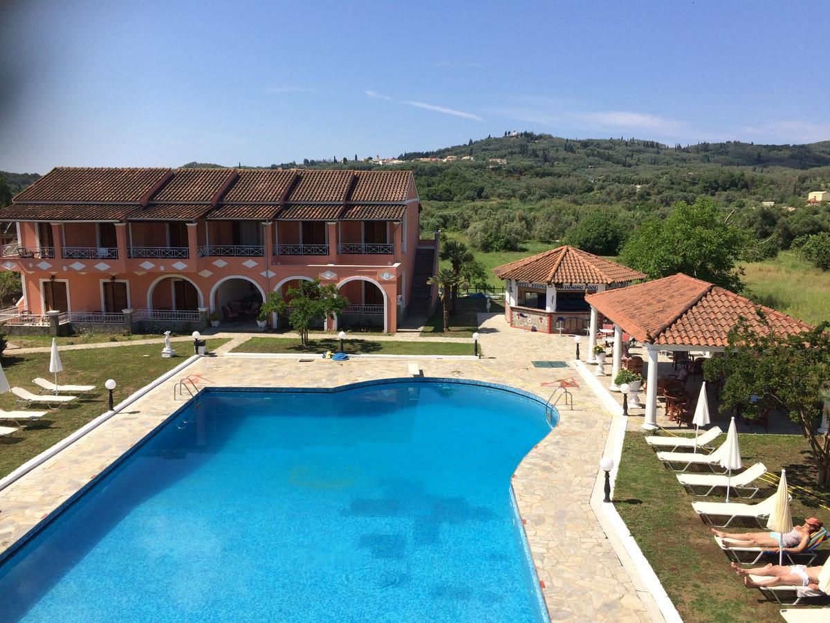 Guest house Regina Nina Vasilatika (Corfu)